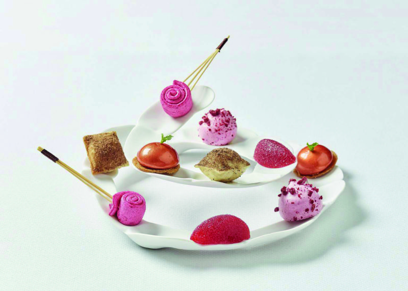 Manoir de la Boulaie's mignardises are (almost) too pretty to eat.