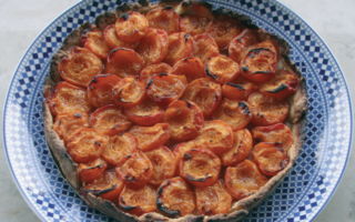 Apricot cake