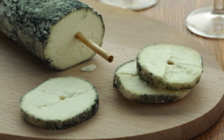 Cheese wire…  Sainte-Maure de Touraine