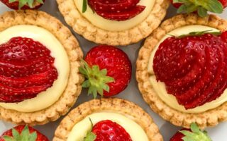 Mardi Michels makes…Tartelettes à la fraise