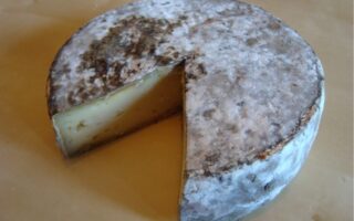Cheese wire… Tome des Bauges