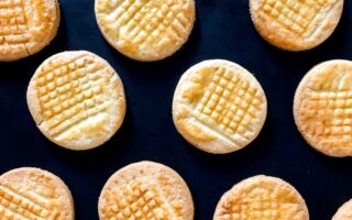 Mardi Michels makes… Sablés Bretons