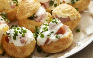 Petits choux aperitifs