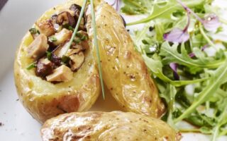 Baked potato with foie gras filling