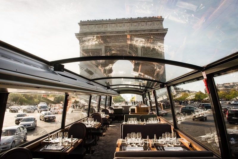 View of the arc de triomph from the bustronome bus