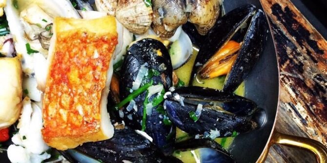 Normandy-style mussels