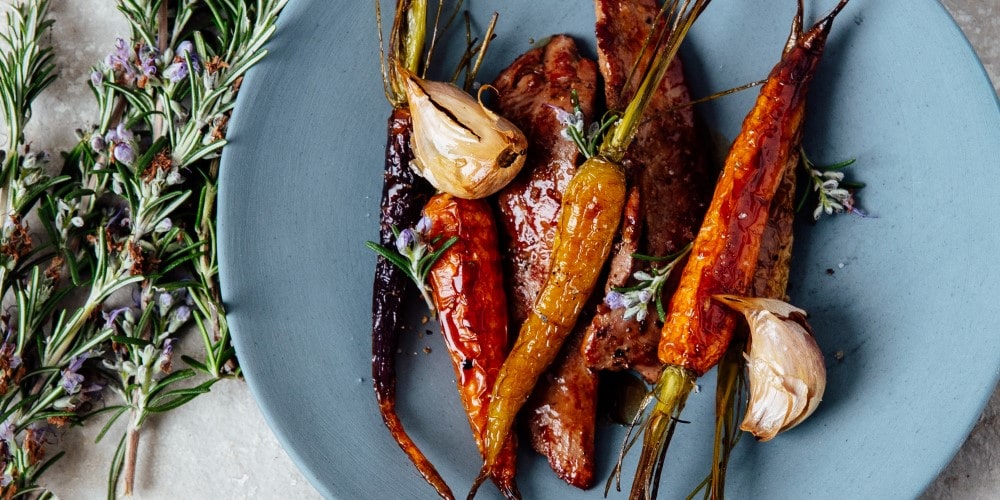 Duck and carrots with Martine rosemary honey