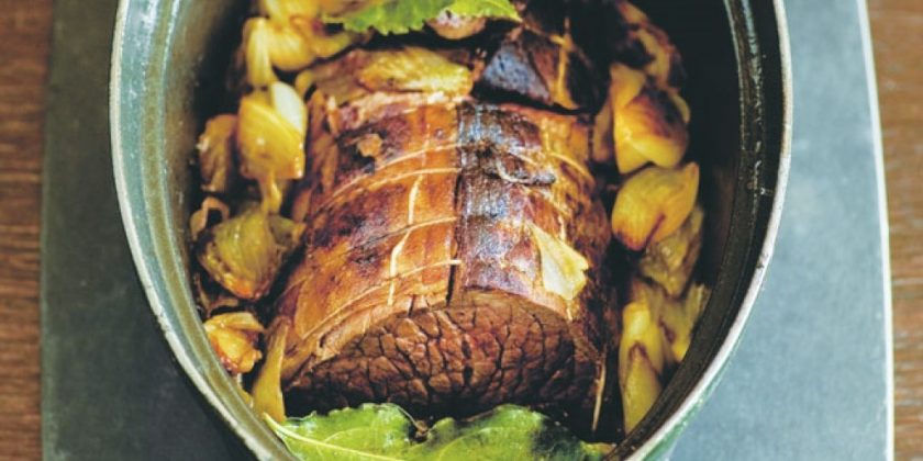 french-roast-beef-on-a-bed-of-onions-recipe-taste-of-france