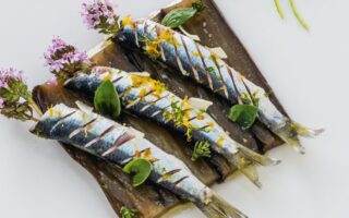 Grilled sardines with aubergines
