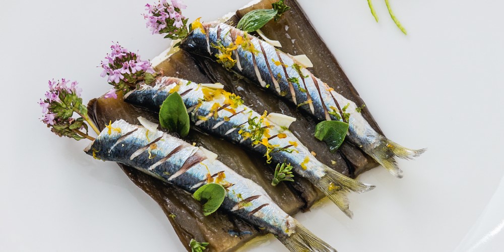 Grilled sardines with aubergines