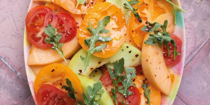 Spicy melon salad