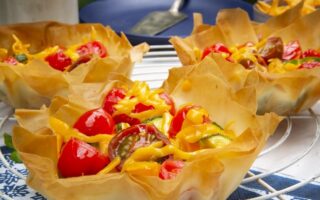 Crunchy veggie tarts