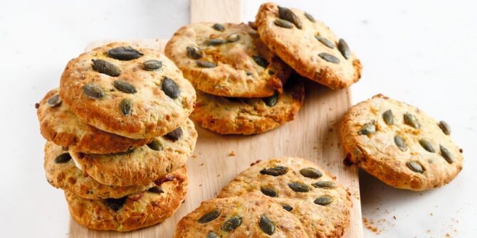 Seeded spaghetti squash cookies