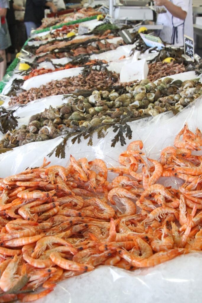 Etaples market 