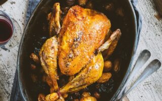 Roast chicken with prunes