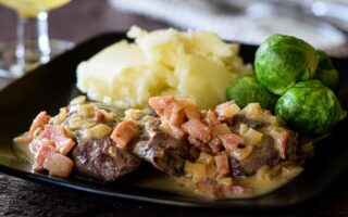 Pan fried pigeon breasts with cider sauce