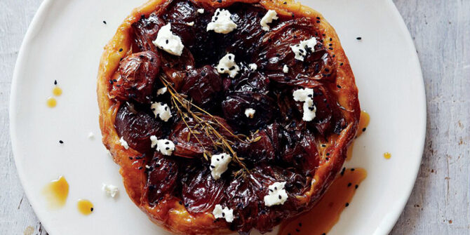 Red onion tarte tatin with goats’ cheese