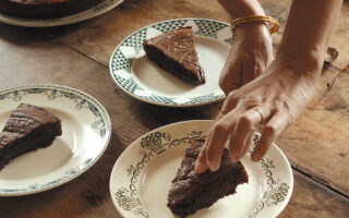 Gâteau au chocolat by Héloïse Brion