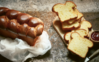Plaited brioche by Éric Kayser