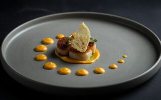 Delia Smith sticks the knife into French food