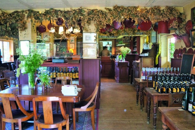 Bouchons, estaminets and winstubs: Regional dining in France