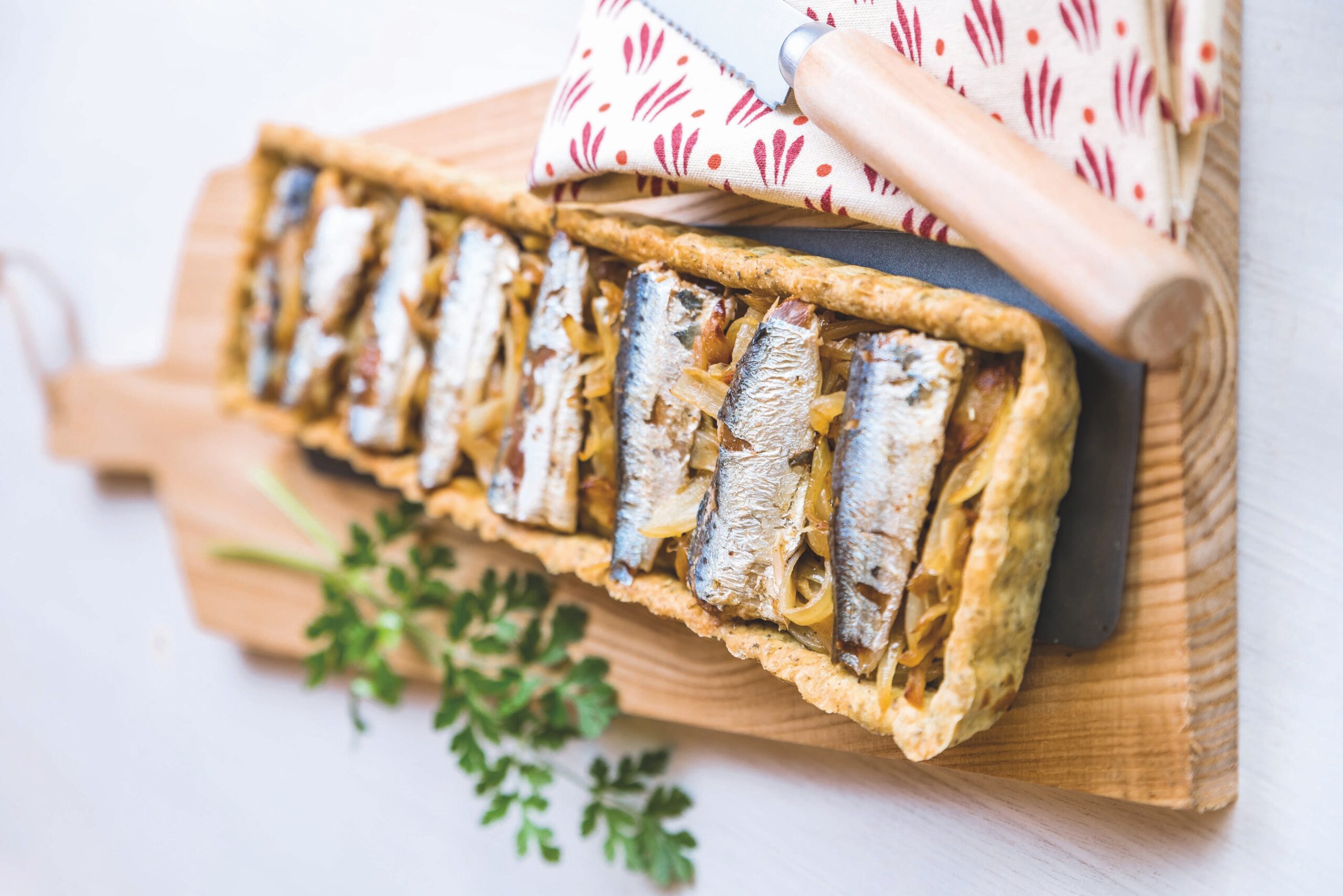 Sardines and onions summer tart