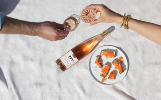 Raise a (no-alcohol) glass of rosé