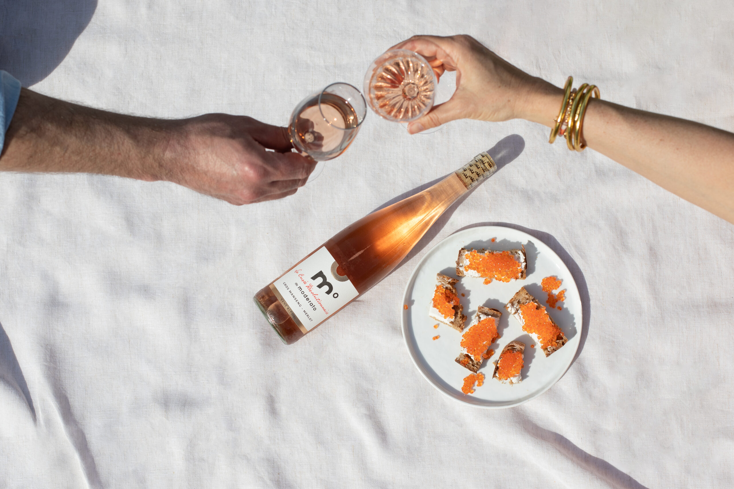 Raise a (no-alcohol) glass of rosé