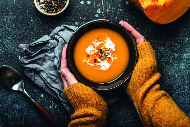 Cream of pumpkin soup with Monts de Lacaune ham