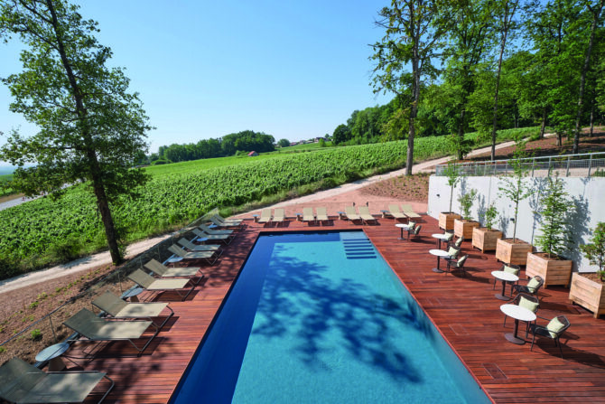 Relax among the Champagne vines near Épernay