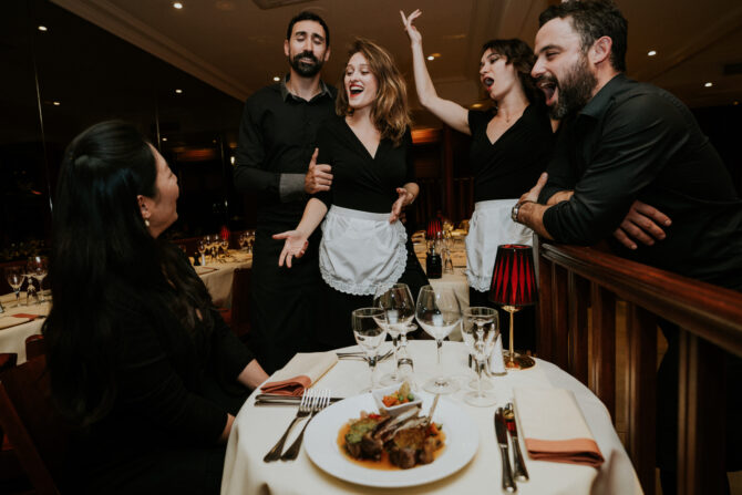Dinner and the opera – all in one unique Parisian restaurant