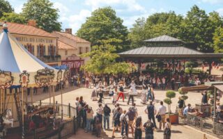 This Puy du Fou Theme Park Lets You Eat Your Way Through History